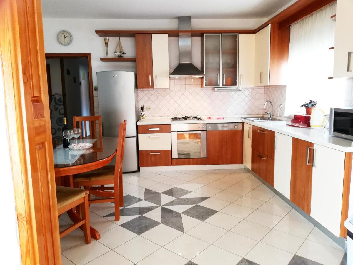 Apartment Brala Posedarje Ngoại thất bức ảnh